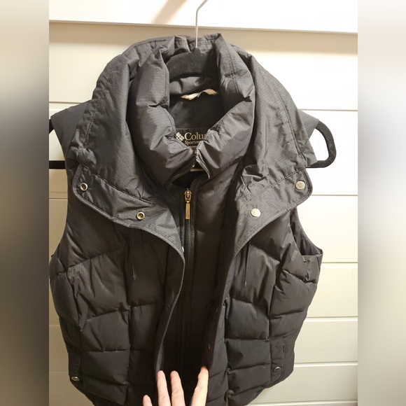Columbia down double breast puffer vest M medium black - Picture 2 of 10